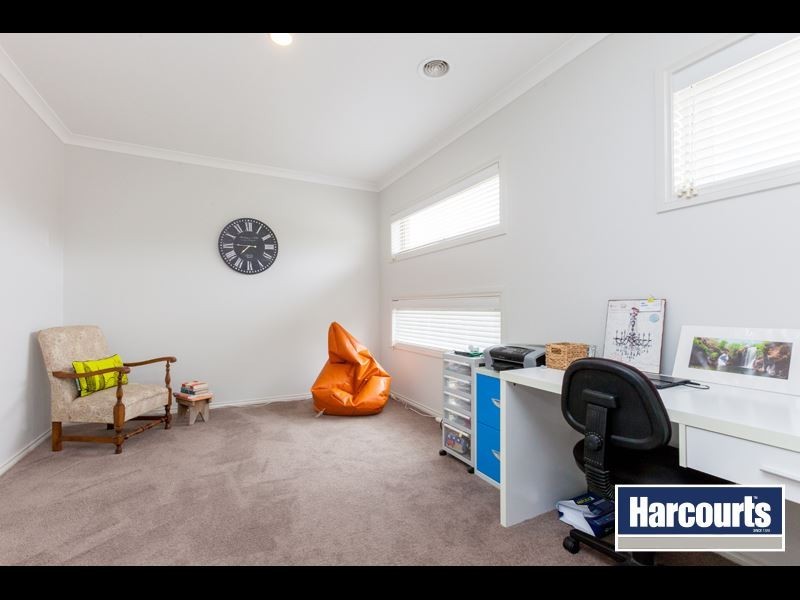 5 Greyfriars Way, Drouin VIC 3818