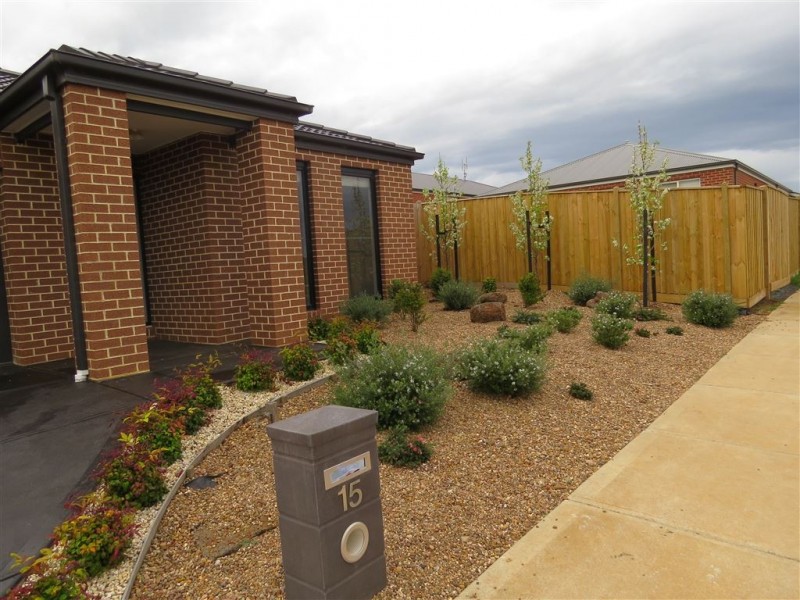 15 Tenterfield Avenue, Warragul VIC 3820