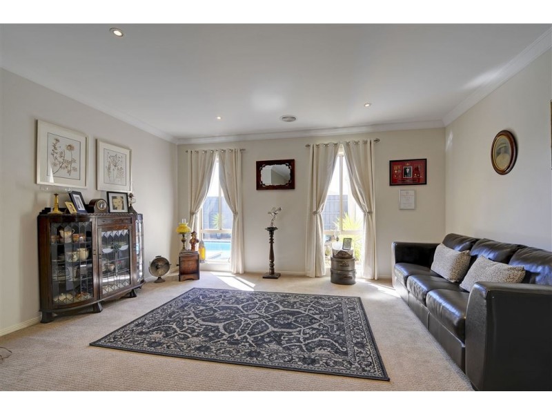 102 Stoddarts Road, Warragul VIC 3820