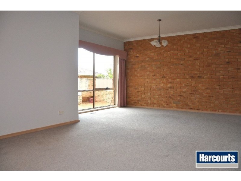 18 Waratah Drive, Warragul VIC 3820