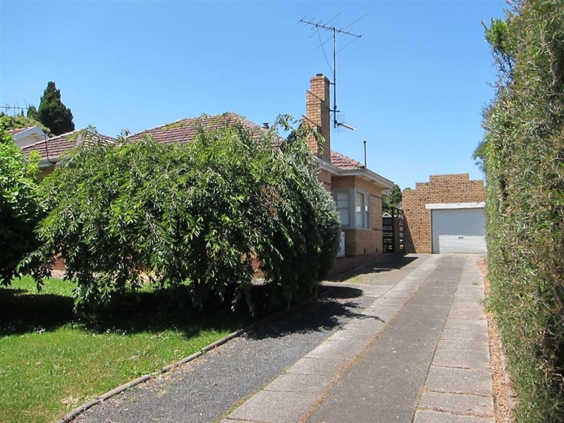 66 Brandy Creek Road, Warragul VIC 3820