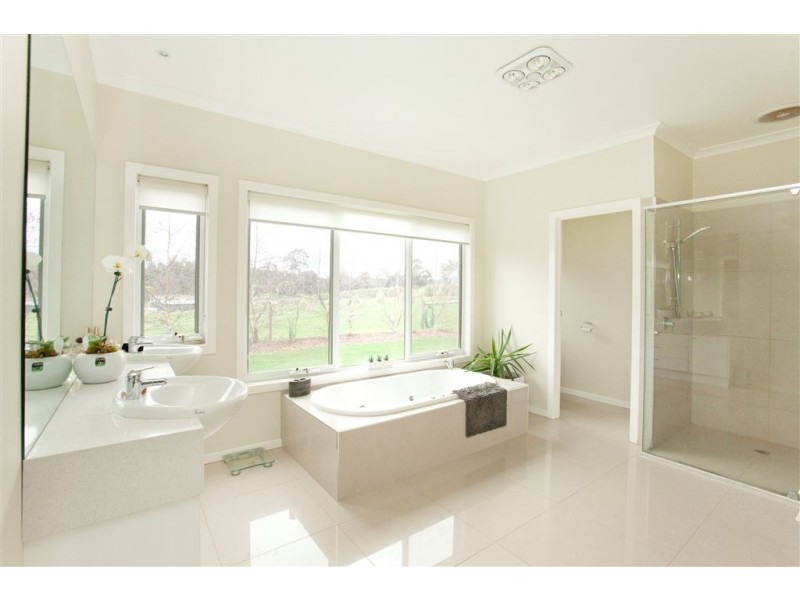 165 East West Road, Warragul VIC 3820