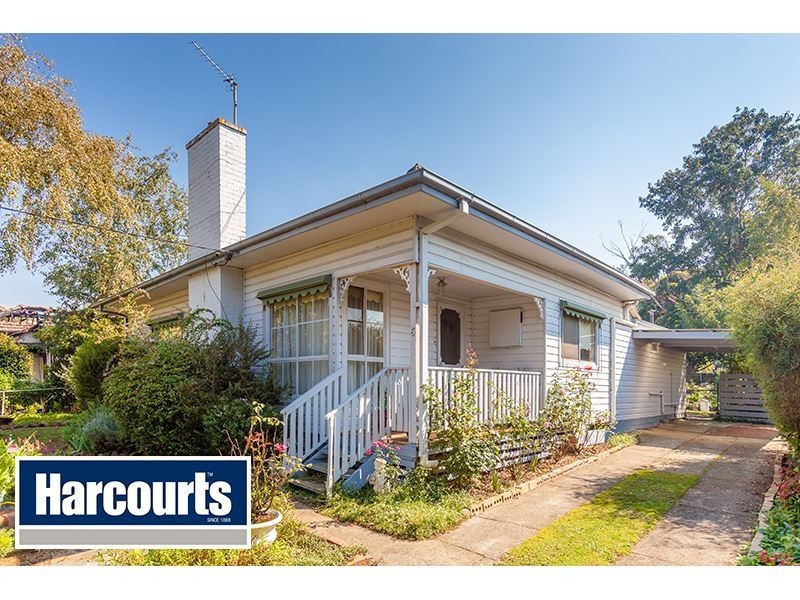 5 Centre Avenue, Warragul VIC 3820