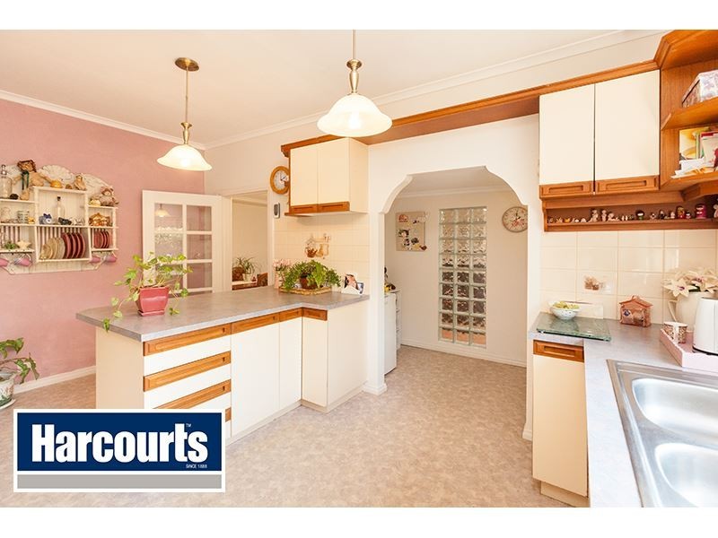 5 Centre Avenue, Warragul VIC 3820