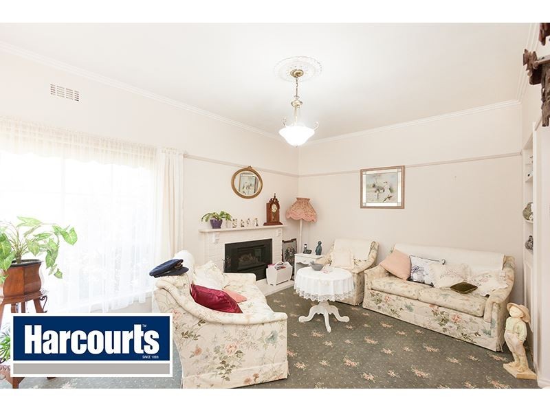 5 Centre Avenue, Warragul VIC 3820