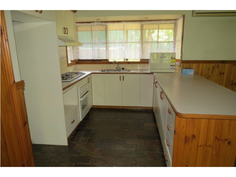 16 Thomas Court, Warragul VIC 3820