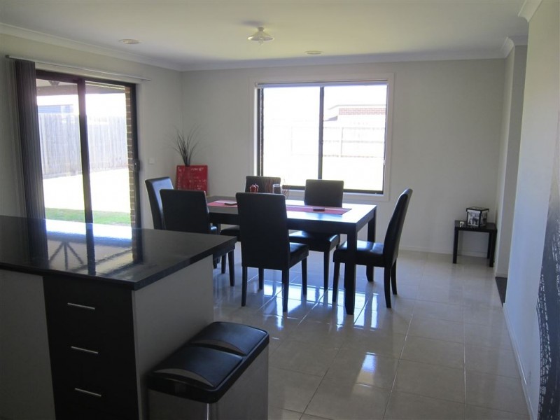 2 Paperbark Drive, Yarragon VIC 3823