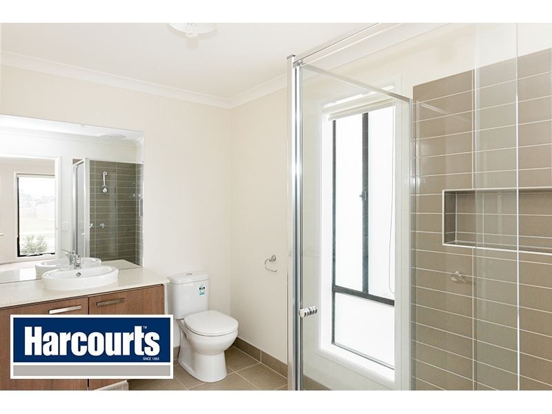 15 Tenterfield Avenue, Warragul VIC 3820