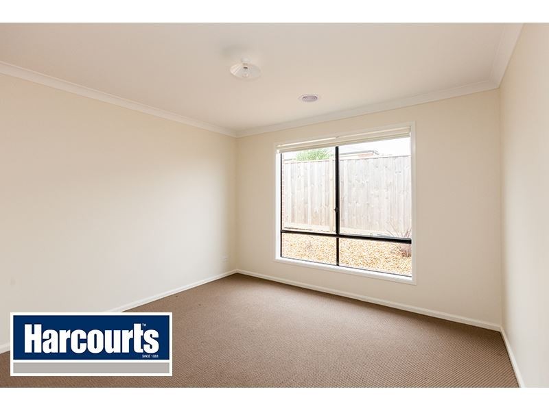 15 Tenterfield Avenue, Warragul VIC 3820