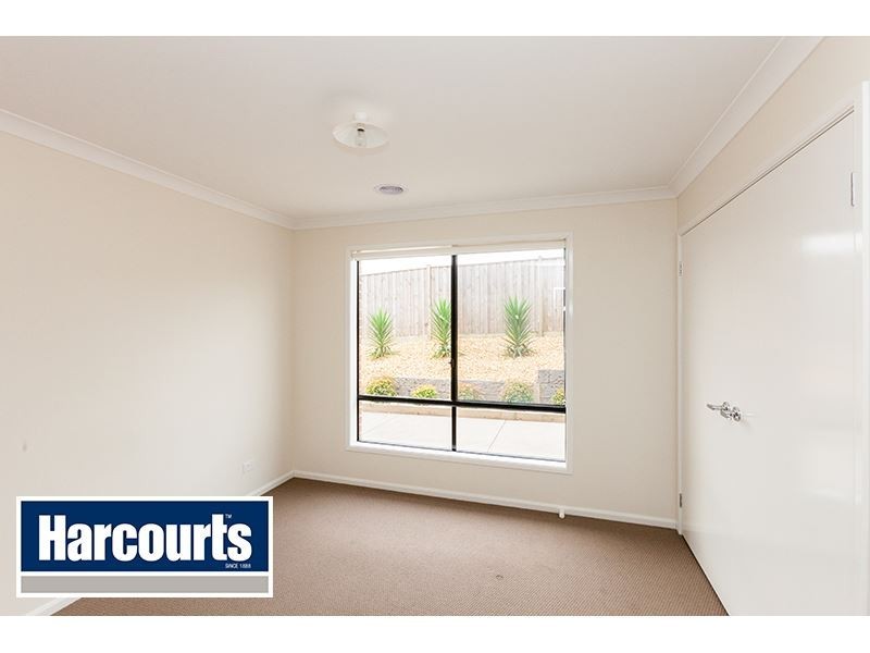 15 Tenterfield Avenue, Warragul VIC 3820