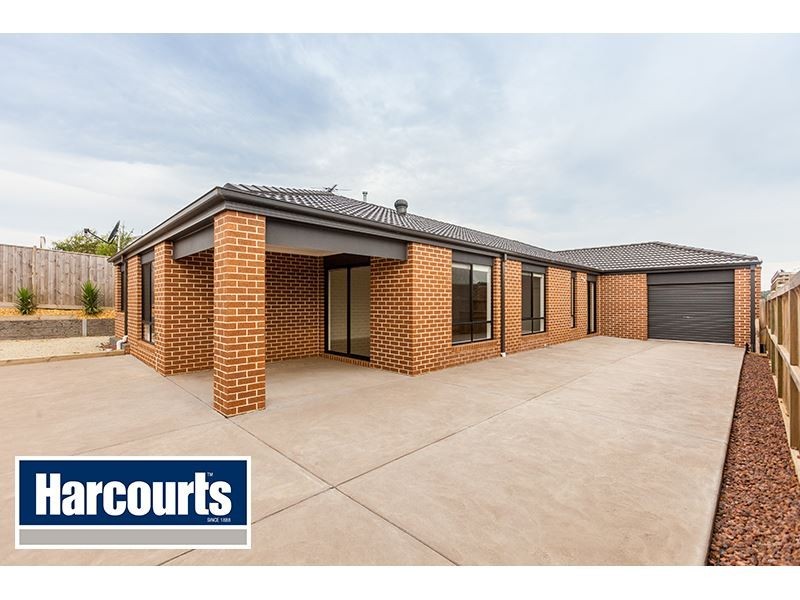 15 Tenterfield Avenue, Warragul VIC 3820