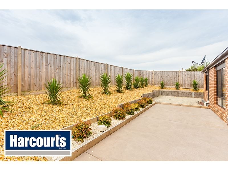 15 Tenterfield Avenue, Warragul VIC 3820