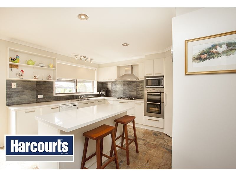 4 Valley View Street, Warragul VIC 3820