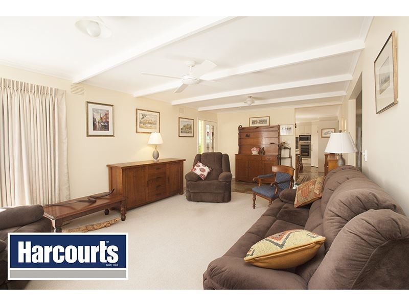 4 Valley View Street, Warragul VIC 3820