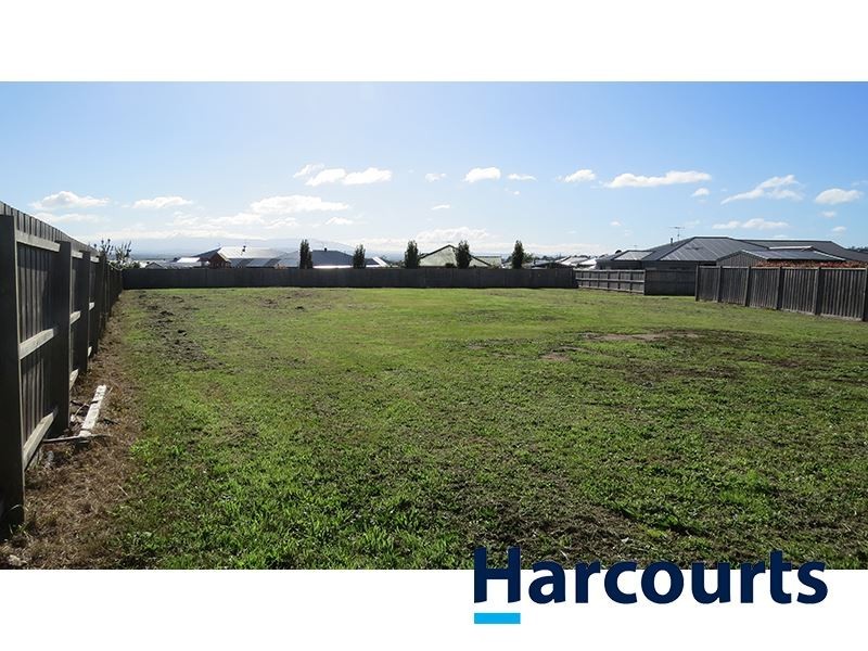 9 Villeneuve Drive, Trafalgar VIC 3824
