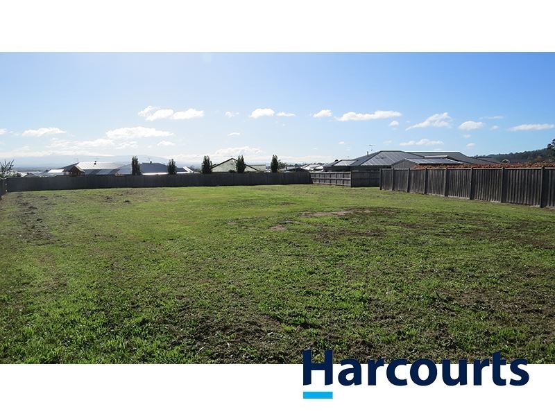 9 Villeneuve Drive, Trafalgar VIC 3824