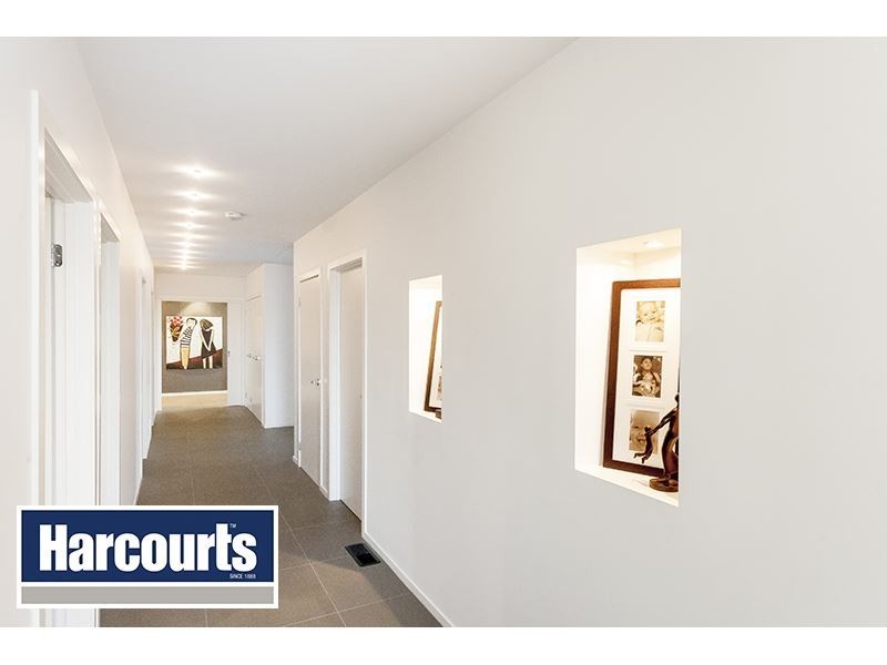 18 Bell Park Close, Warragul VIC 3820