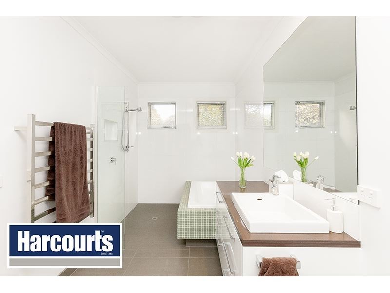 18 Bell Park Close, Warragul VIC 3820
