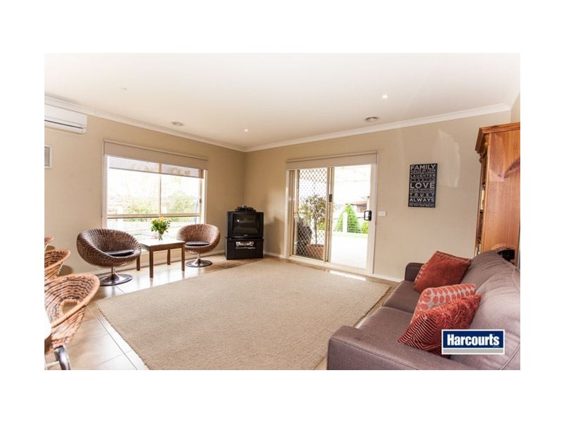 3 Eyre Place, Warragul VIC 3820