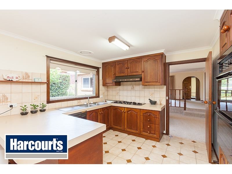 19 Somerset Drive, Warragul VIC 3820