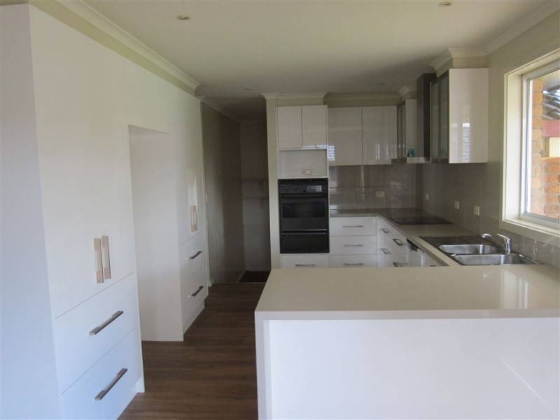 25 Somerset Drive, Warragul VIC 3820