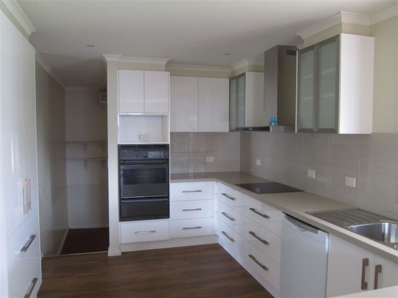 25 Somerset Drive, Warragul VIC 3820