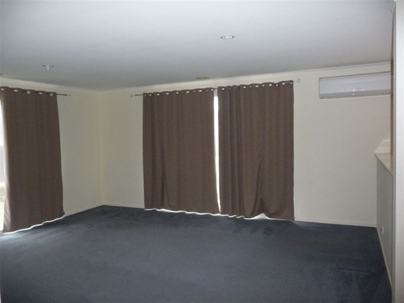 11 Deakin Court, Warragul VIC 3820