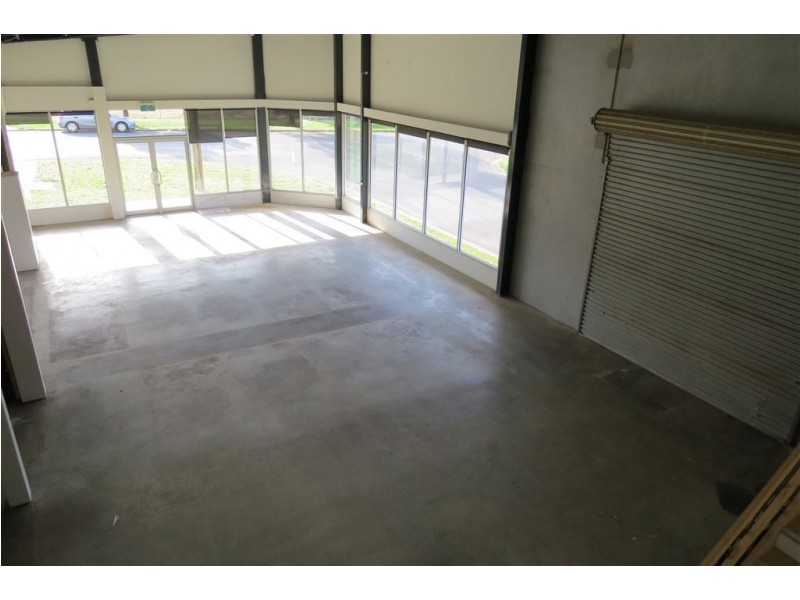 6 Gladstone Street, Warragul VIC 3820