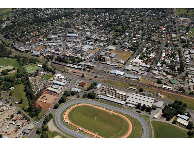 16-24 Howitt Street, Warragul VIC 3820