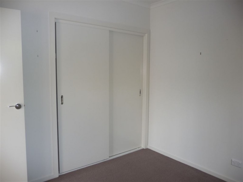 3 33-37 Steward Street, Warragul VIC 3820