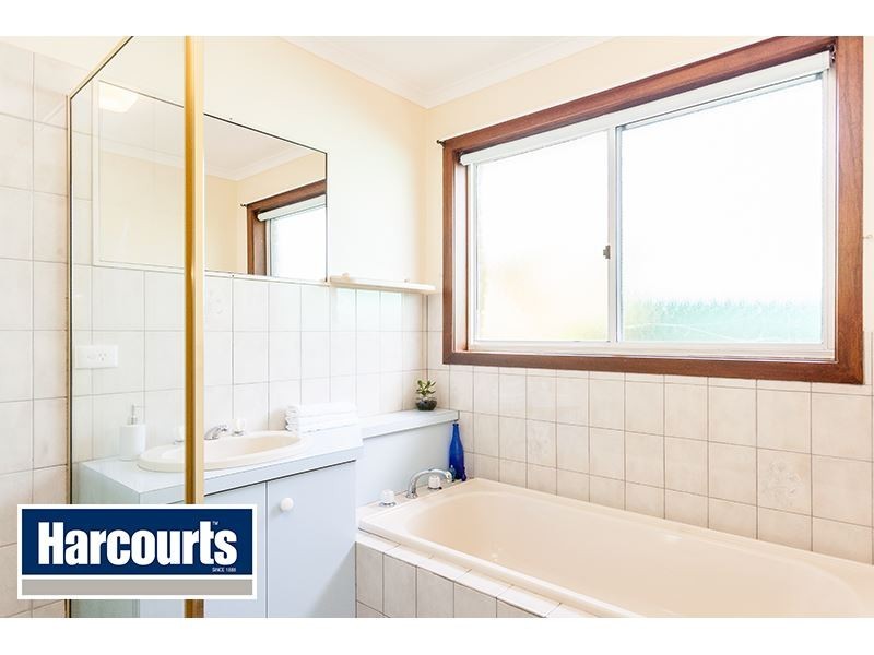 19 Somerset Drive, Warragul VIC 3820