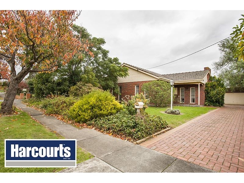11 Sinclair Street, Warragul VIC 3820