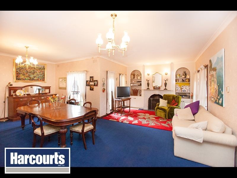 11 Sinclair Street, Warragul VIC 3820