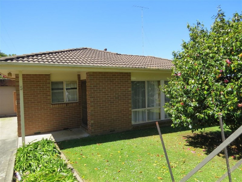 5 Stirling Street, Warragul VIC 3820