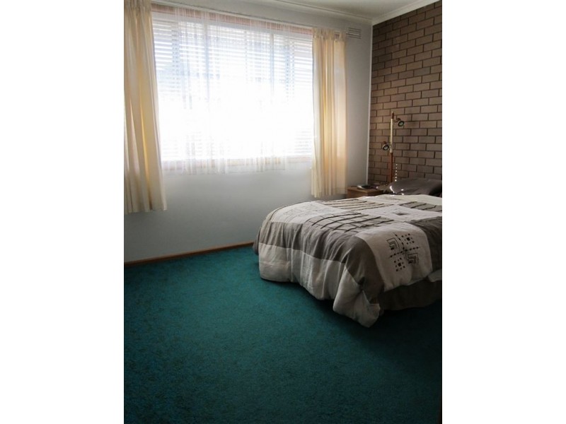 2/4 Churchill Street, Warragul VIC 3820