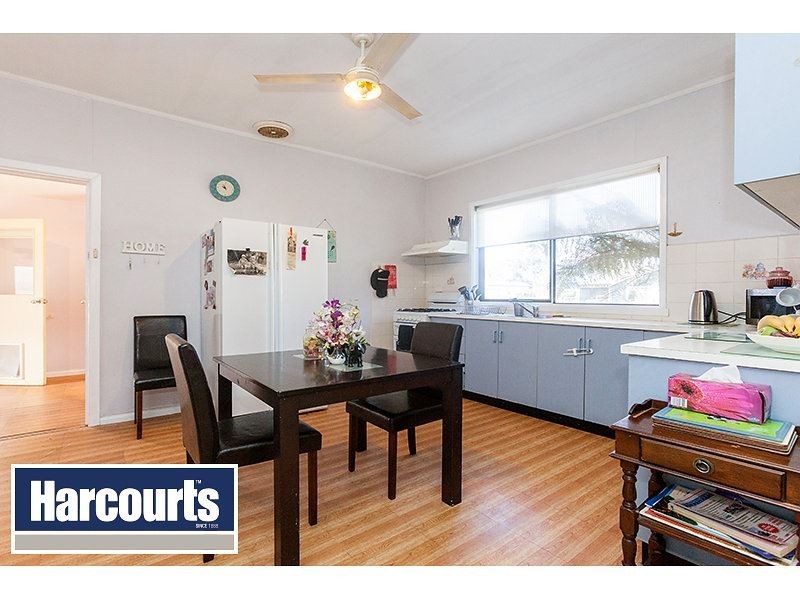 8 Wellings Street, Darnum VIC 3822