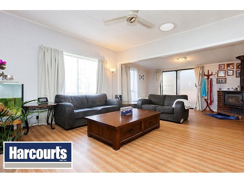 8 Wellings Street, Darnum VIC 3822