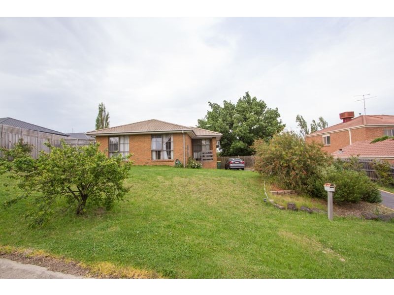 14 Nathan Court, Pakenham VIC 3810