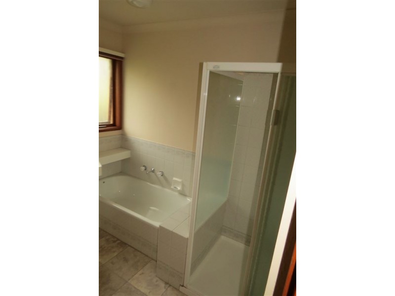 3 Burtonwood Court, Neerim South VIC 3831