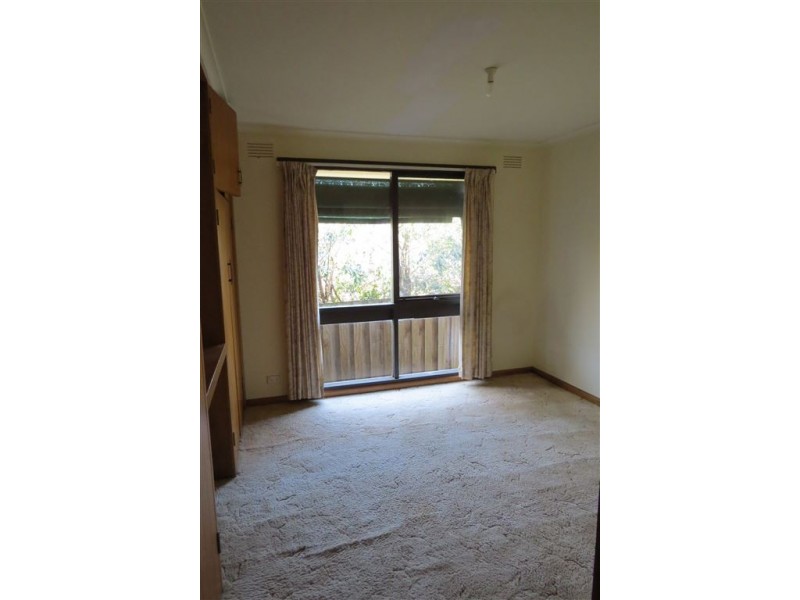 19 Colin Street, Warragul VIC 3820