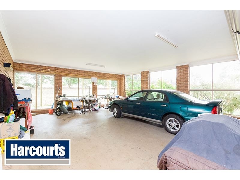 24 Boote Road, Drouin VIC 3818