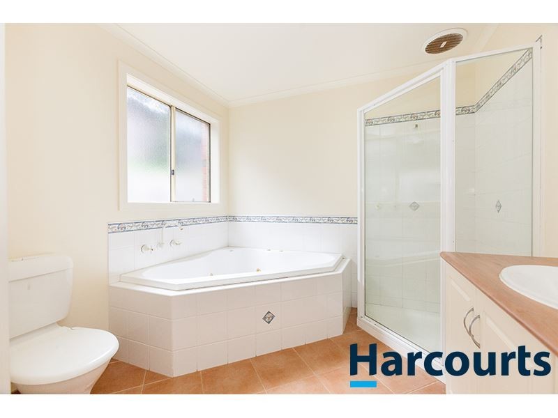 11 Deakin Court, Warragul VIC 3820