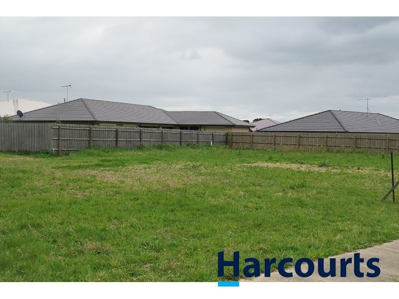 52 Vincent Boulevard, Trafalgar VIC 3824