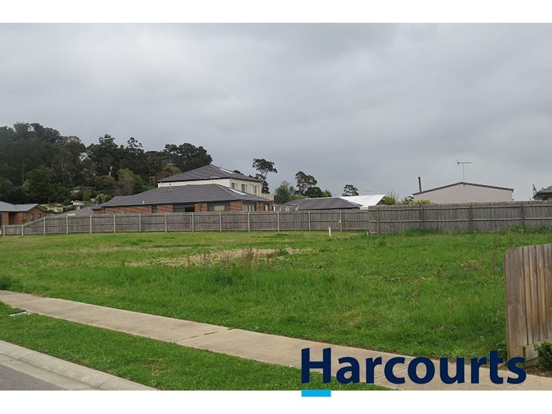 52 Vincent Boulevard, Trafalgar VIC 3824