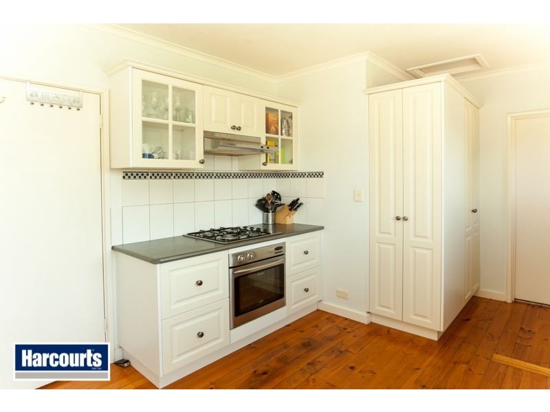 24 Sinclair Street, Warragul VIC 3820