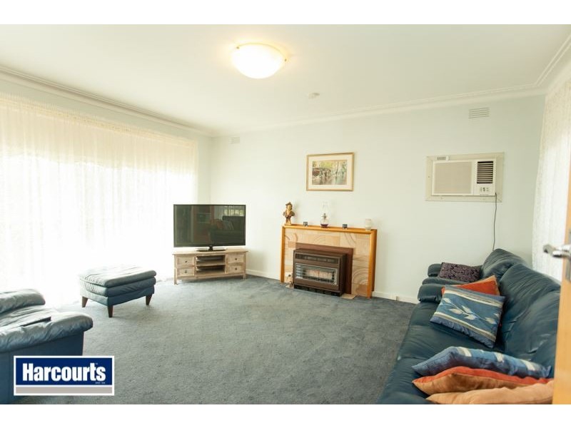 24 Sinclair Street, Warragul VIC 3820