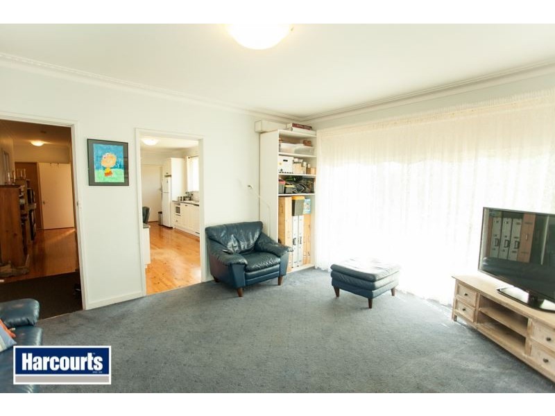24 Sinclair Street, Warragul VIC 3820