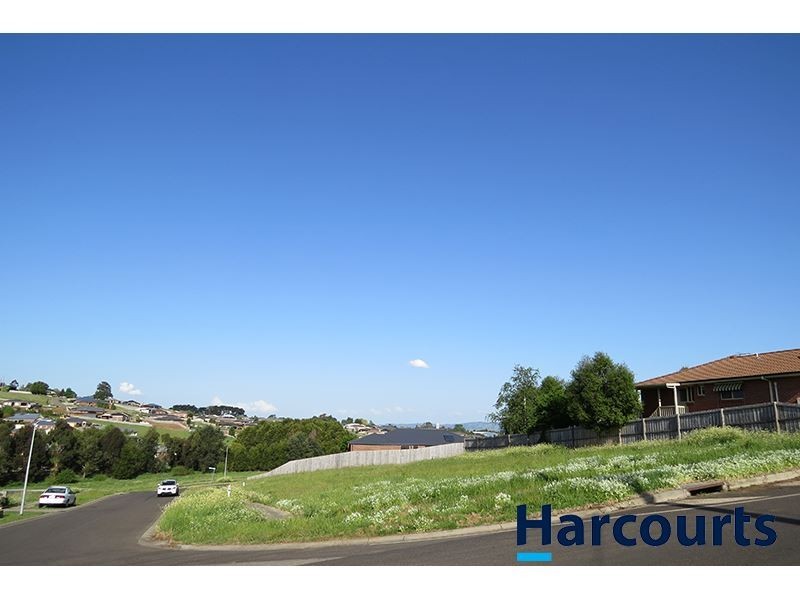 2 Melzak Way, Warragul VIC 3820