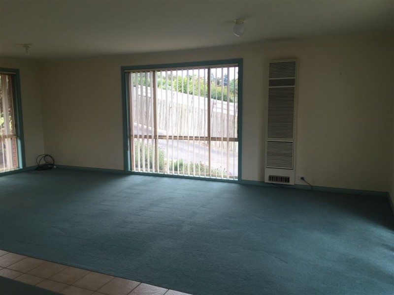 1/34 Lilleys Road, Warragul VIC 3820