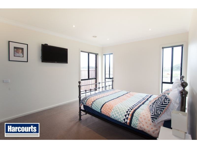 14 Hamilton Drive, Warragul VIC 3820